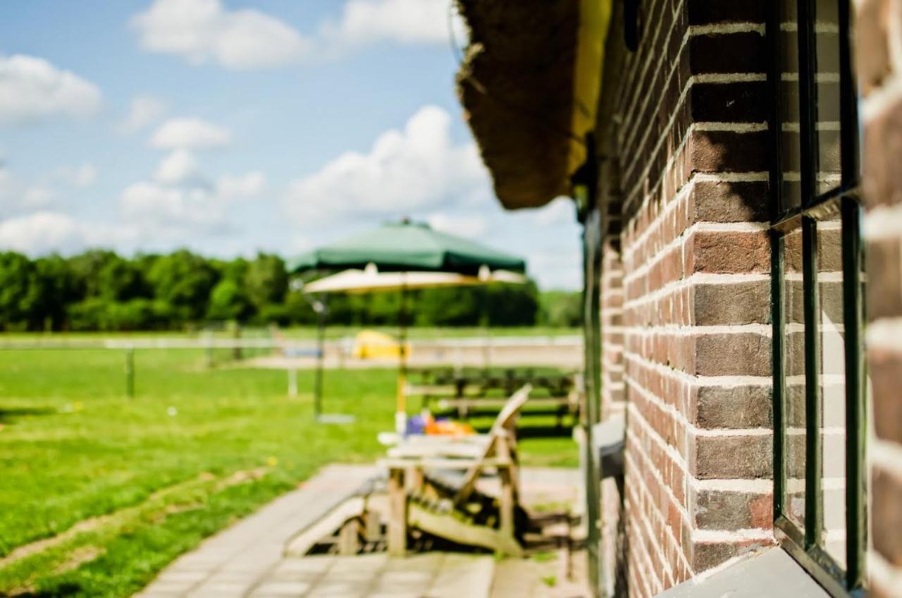 De Aze Terwolde Exterior foto